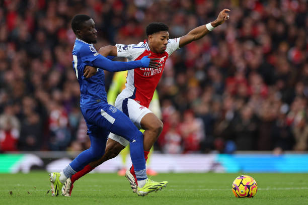 问埃泽是否 问埃泽是否